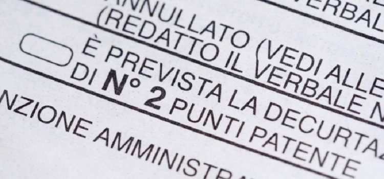 Art. 126bis c.d.s. - Sentenza Consiglio di Stato conferma orientamento giurisprudenziale in ordine alla comunicazione della decurtazione