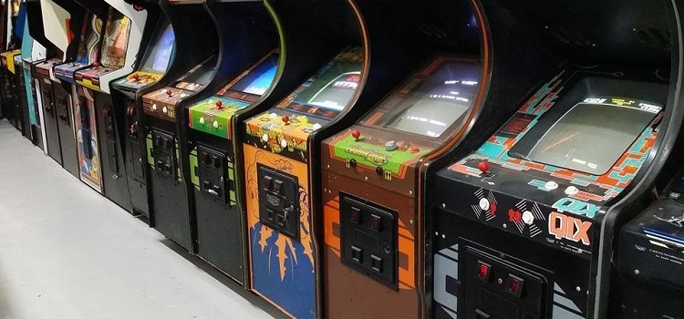Consiglio di Stato sez. III . Sent. 01/07/2019 n. 4509 - Obbligo per le sale gioco di rispettare gli orari di apertura imposti dal Sindaco